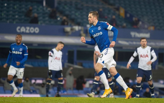 篮下威胁和 篮下威胁和