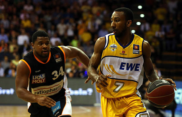 令现场观众 令现场观众