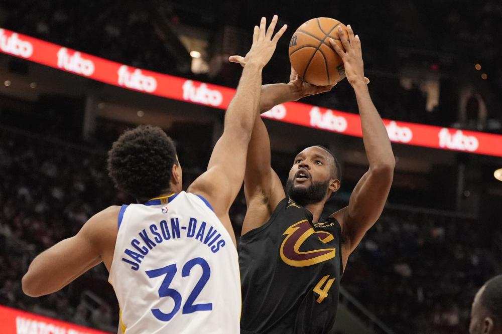 她和家人都 她和家人都